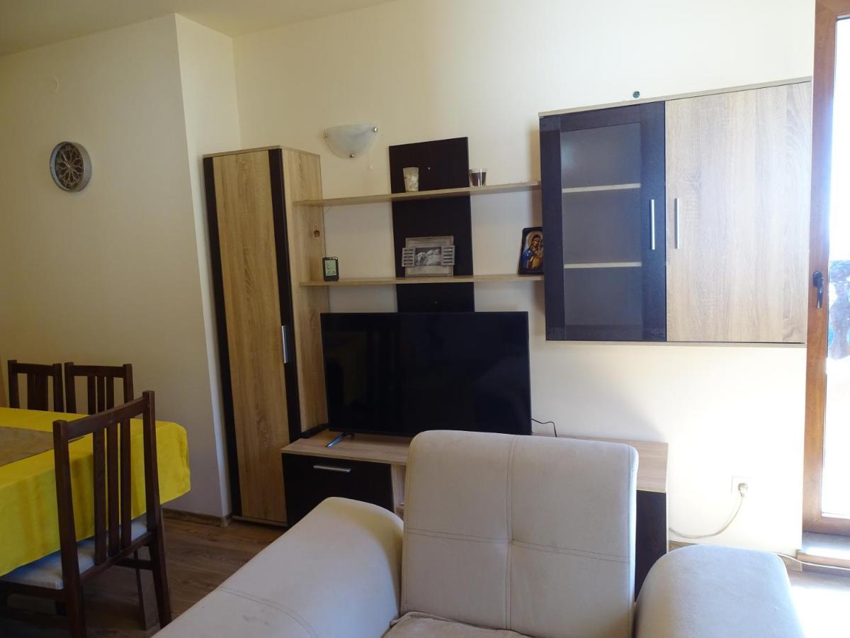 Apartment Darsi بامبوروفو المظهر الخارجي الصورة